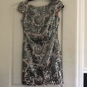 Adriana Papell sequin dress size S